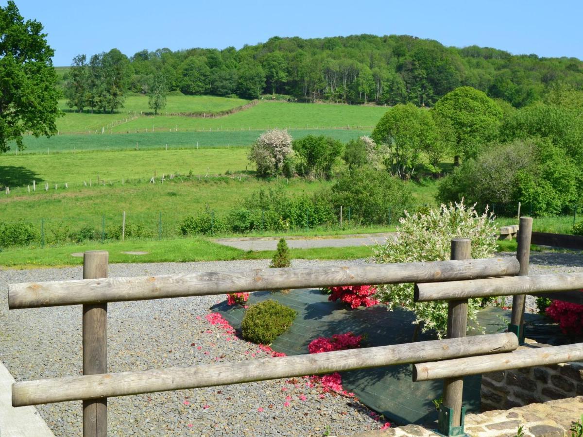 Modern Cottage In Normandy With Large Garden Isigny-le-Buat Exterior photo